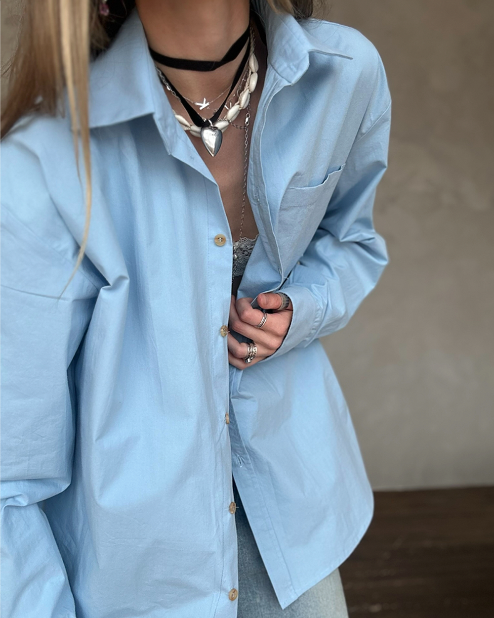 Голубая рубашка с мужского плеча BOY