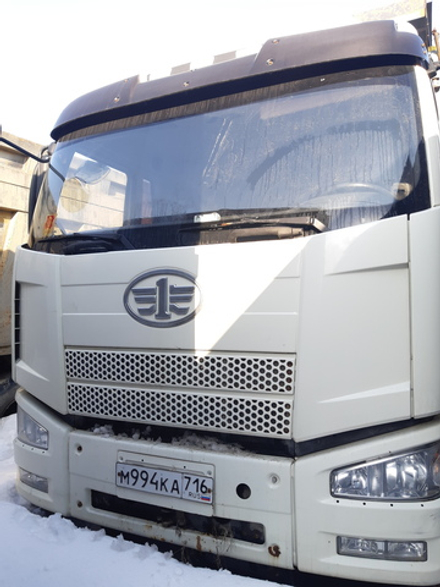 FAW J6 8x4 Самосвал СА3310Р66K24T4E5