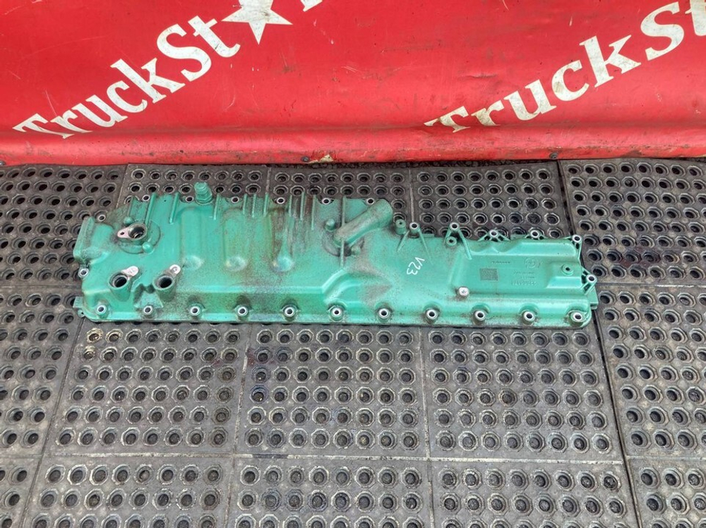 Крышка масляного радиатора в сборе 2016г