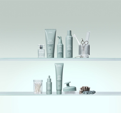 Aveda Scalp Solutions Balancing Shampoo - успокаивающий шампунь для регенерации кожи головы /   50  ml  / GTIN 18084040553