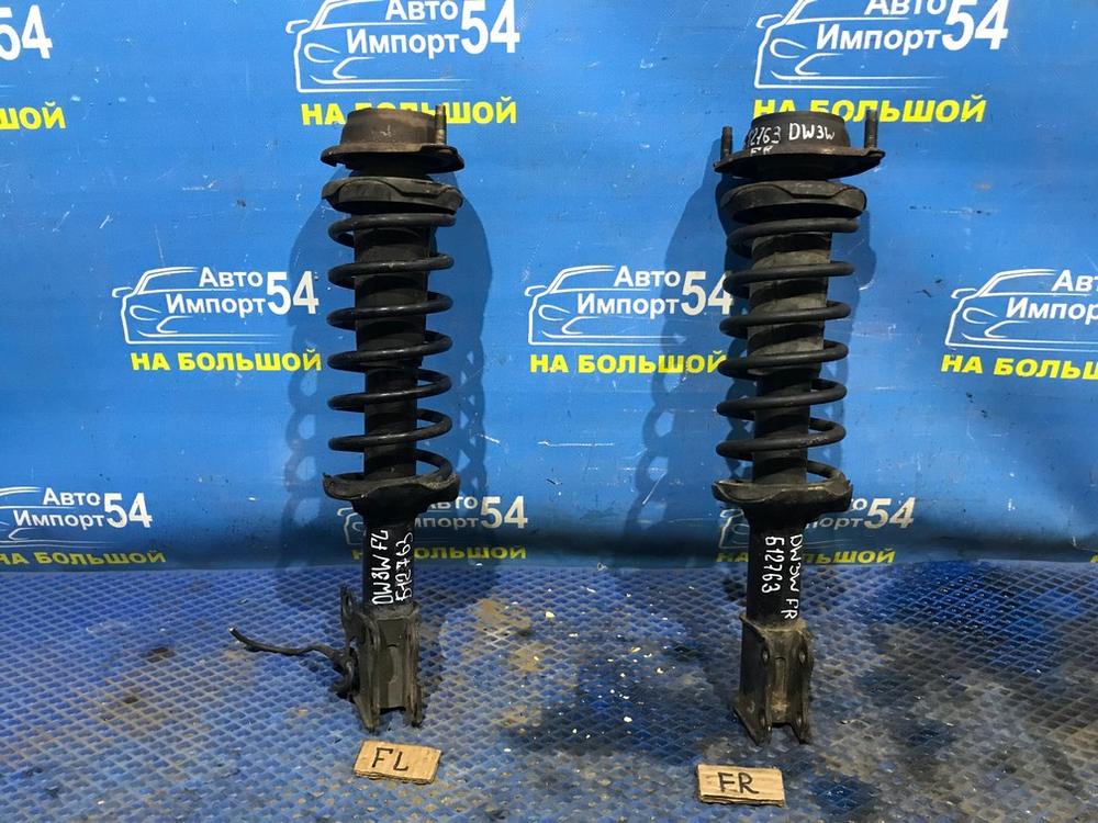 Стойка передняя правая MAZDA DEMIO 1996-2002