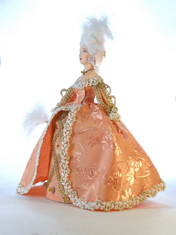 Кукла коллекционная Фрейлина