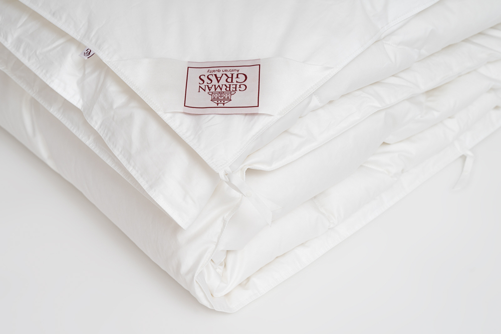 Одеяло всесезонное 150х200 German Grass Alliance Down