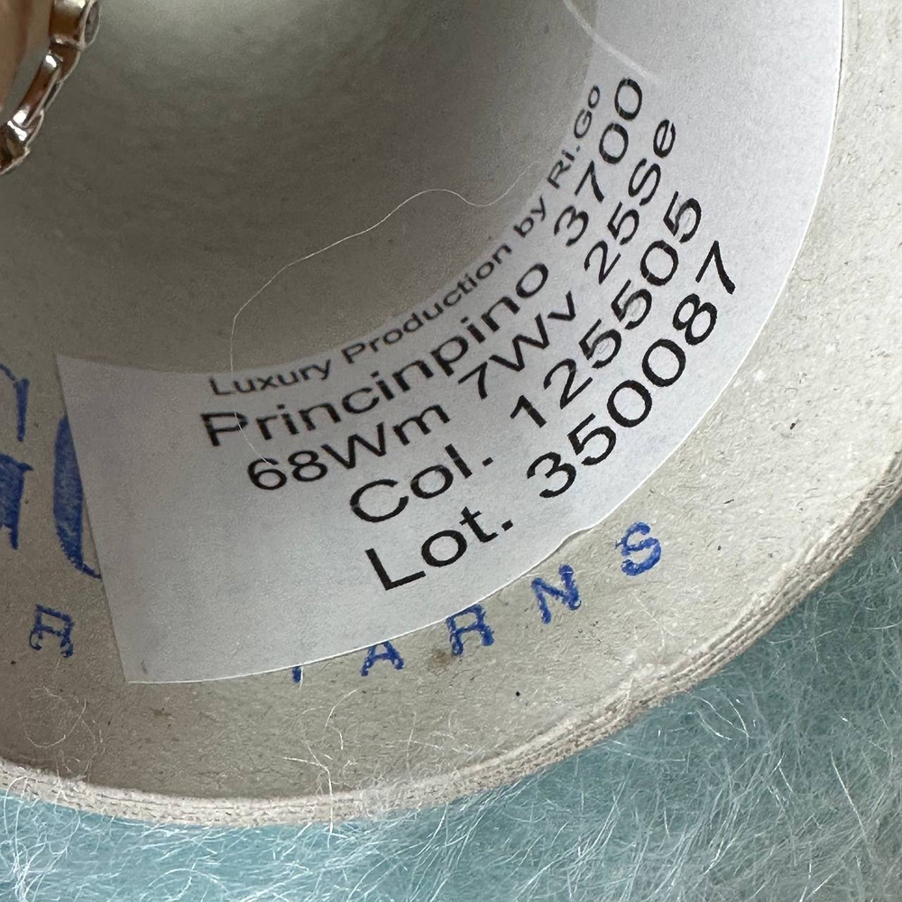 PRINCINPINO - Luxury Production by Ri.Go; 68% кидмохер, 25% шелк, 7% меринос; 370м/100гр; col. 125505, цвет: голубой; S501