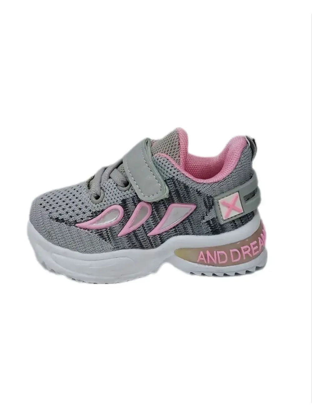 Детские летние кроссовки модные стильные.