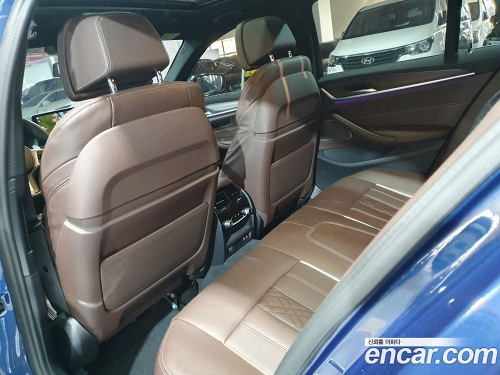 BMW 5 Series (G30) 530e M Sports (01.2021)