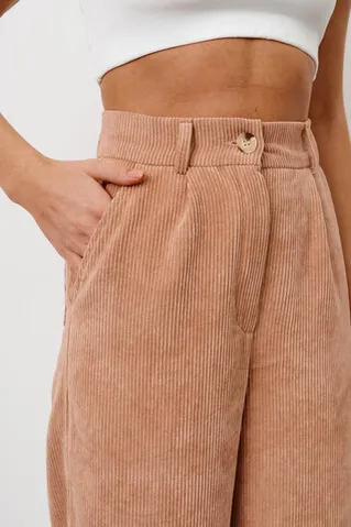 Брюки бананы из вельвета цвета персик