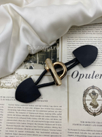 Застежка клевант черная с золотистыми металлическими элементами