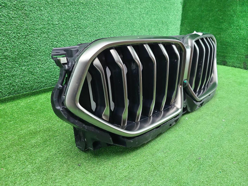 Решетка радиатора BMW X6 G06 (2019-2023)