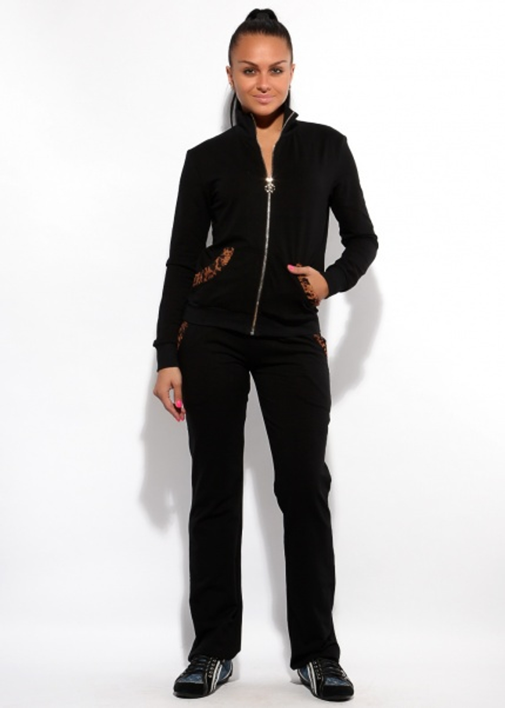 спортивный костюм