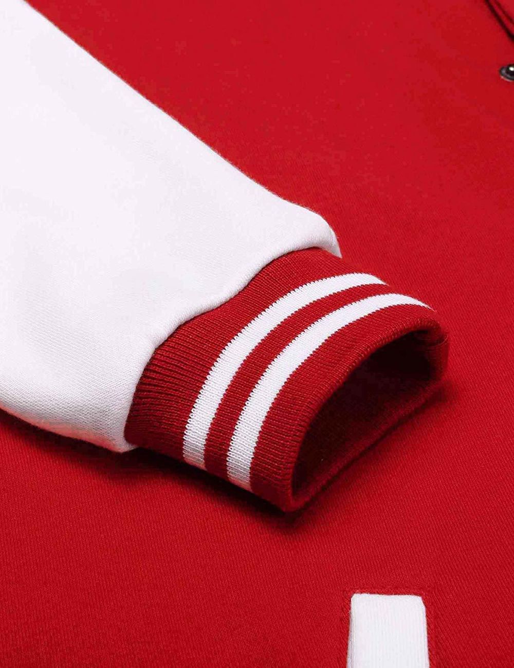 Красный бомбер фото рукав