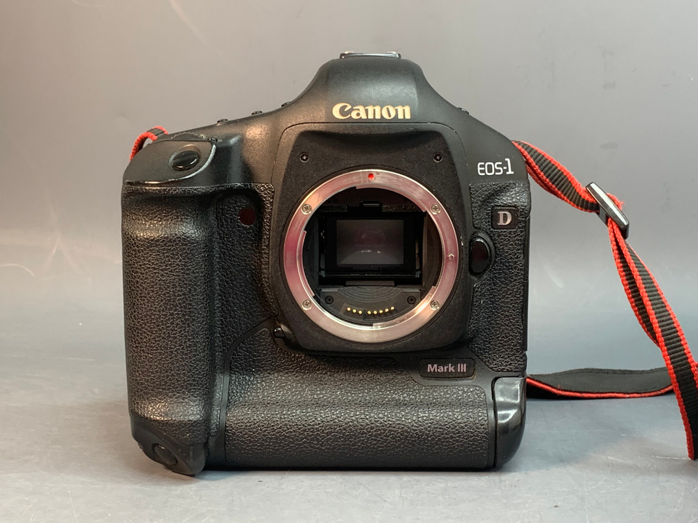 Canon EOS 1D Mark III