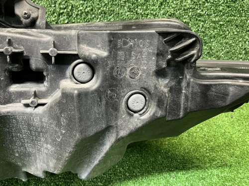 Фара правая Genesis G90 (2018-2022) LED