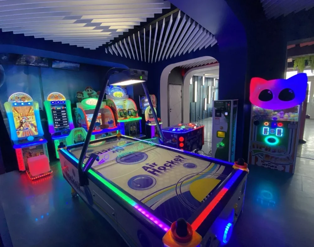 Готовый бизнес: игровая площадка с детскими автоматами 25 м² (автономна, без сотрудников)