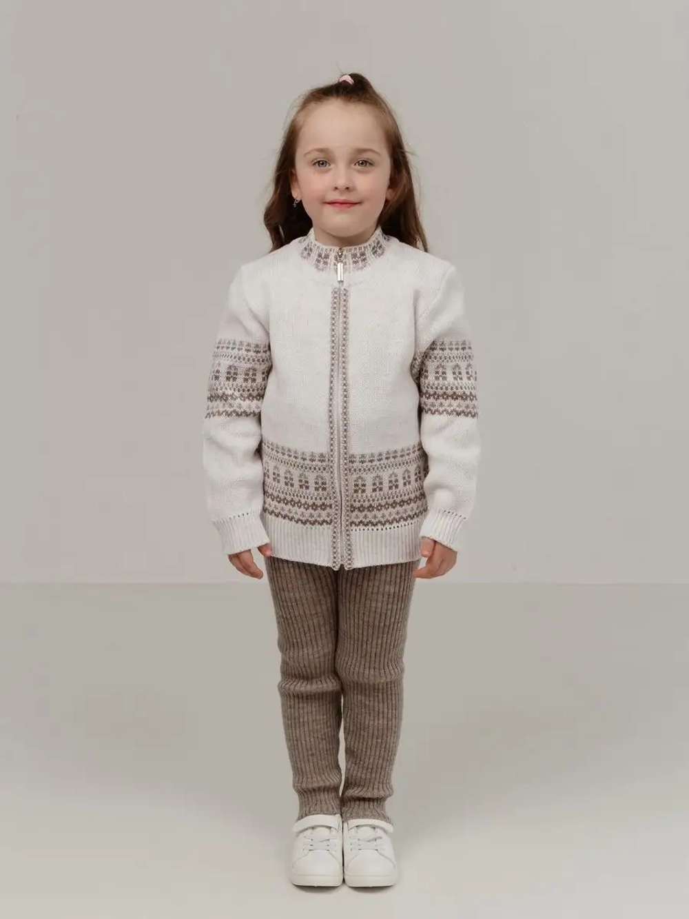 Кофта вязаная на молнии