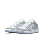 Женские кроссовки Air Jordan 1 Low 'White Wolf Grey' DC0774-105