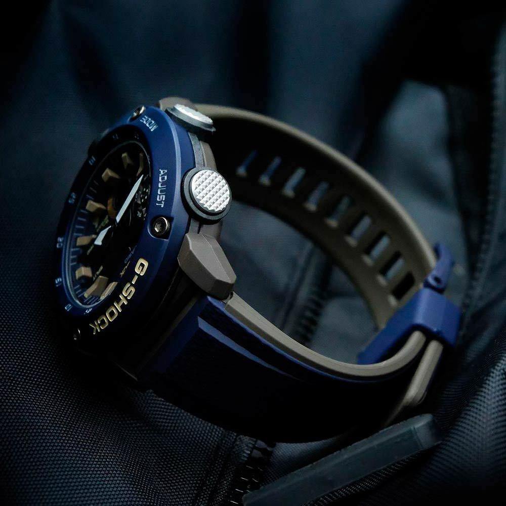 Японские наручные часы Casio G-SHOCK GA-2000-2AER с хронографом