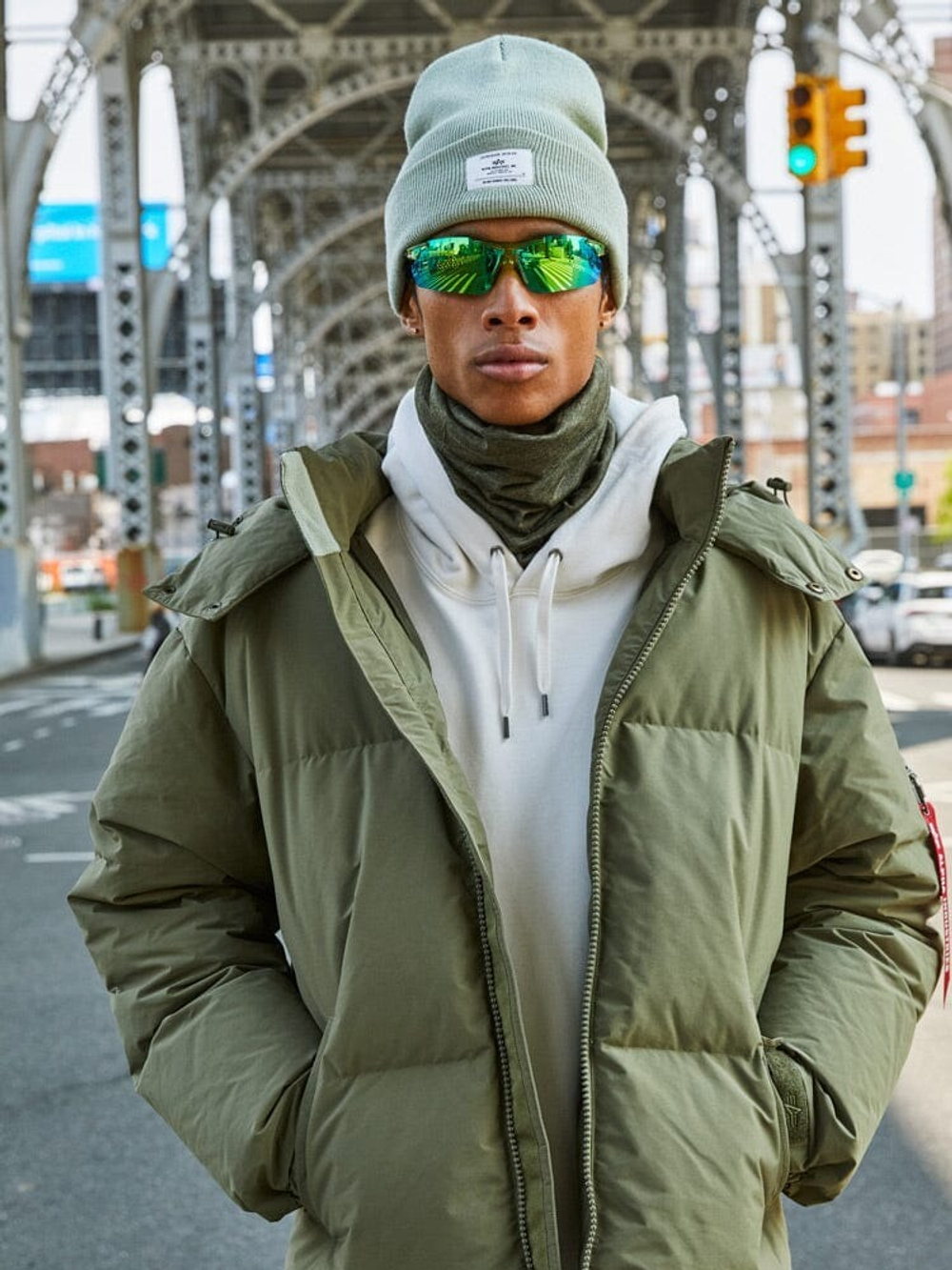 Пуховик мужской ALPHA INDUSTRIES PUFFER PARKA