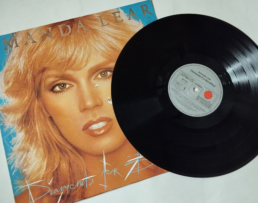 Винтажная виниловая пластинка LP Amanda Lear Diamonds For Breakfast (France 1980)