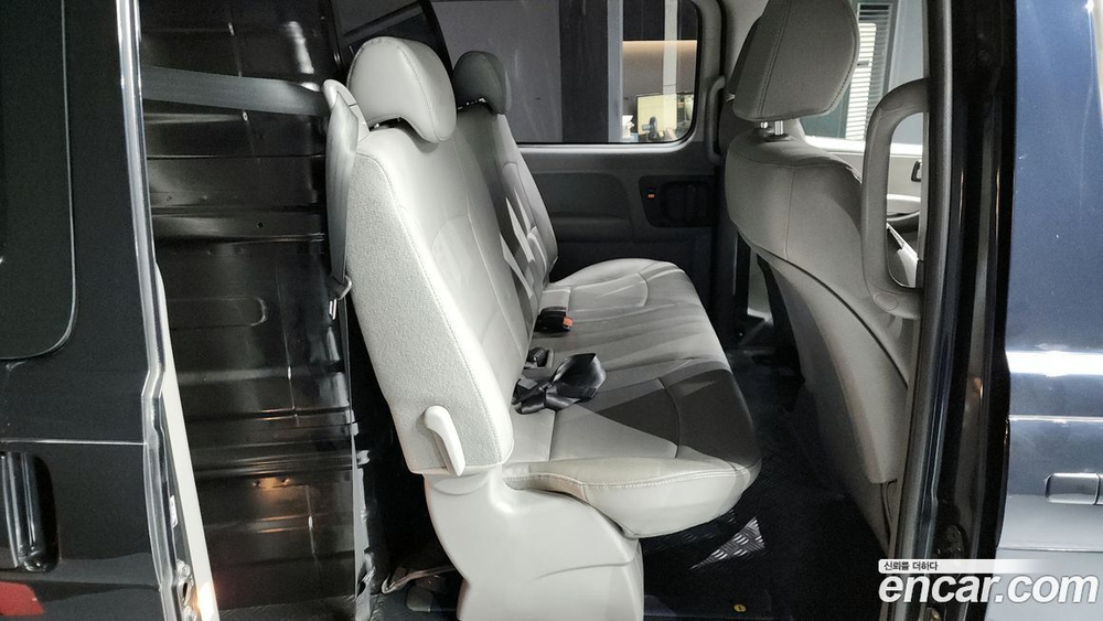 Hyundai The New Grand Starex Van 5인승 (04.2020)