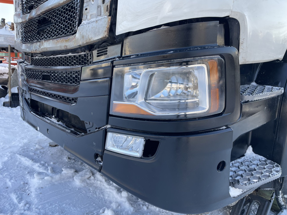 Бампер в сборе ноускат 2020г.