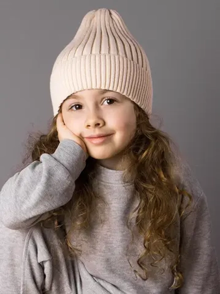 Шапка для девочки осенняя вязаная
