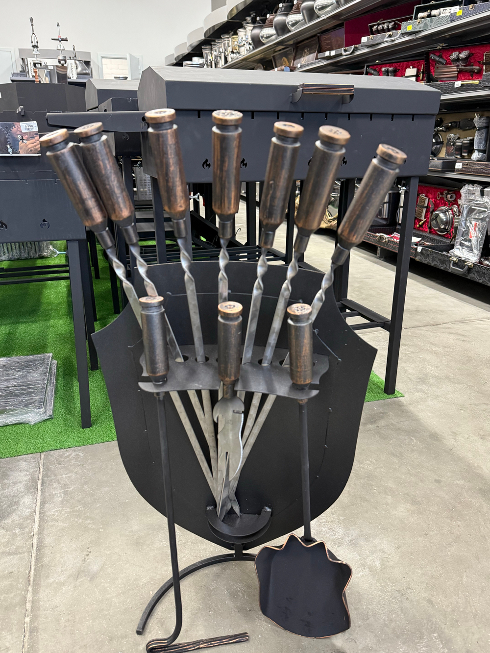 Щиты кованные комплект