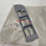 Накладка стеклоподъемника (FR, LH) 74232-60040-B0 7423260040B0