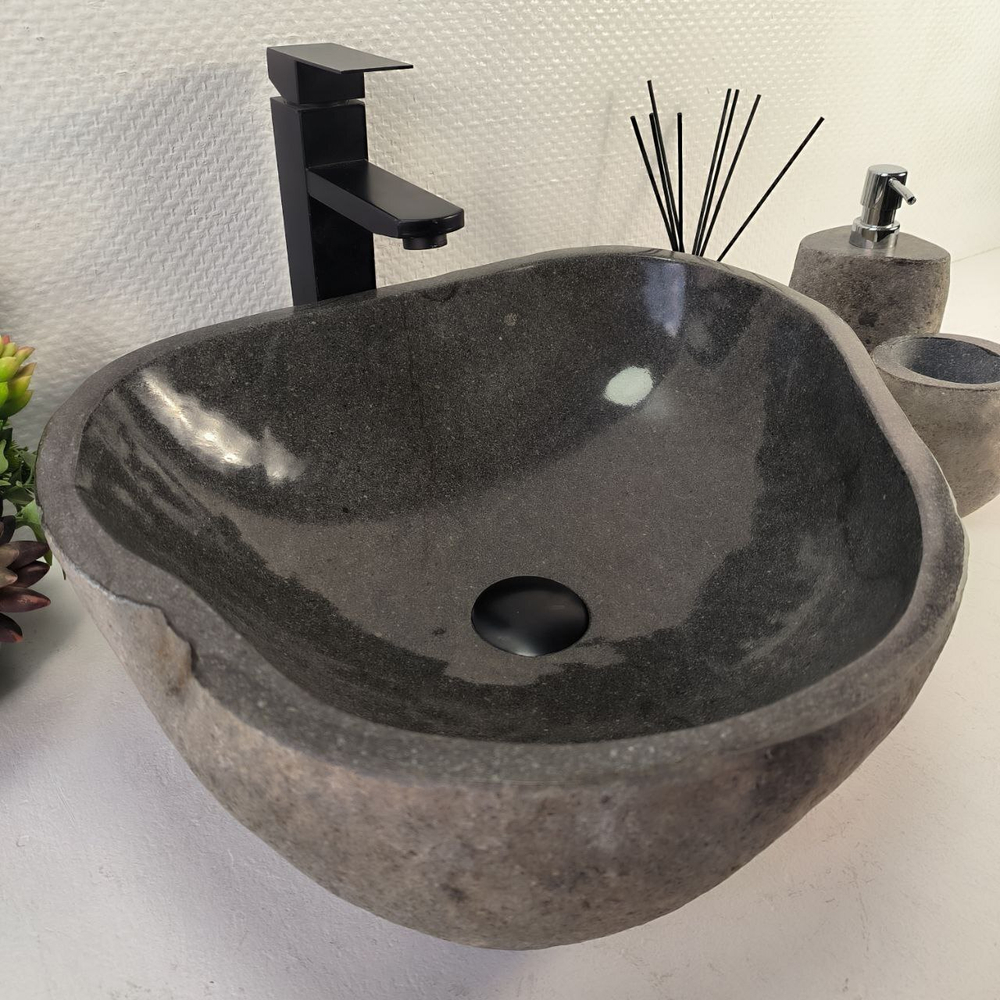 Раковина из речного камня RS-65492 46*42*15 0856