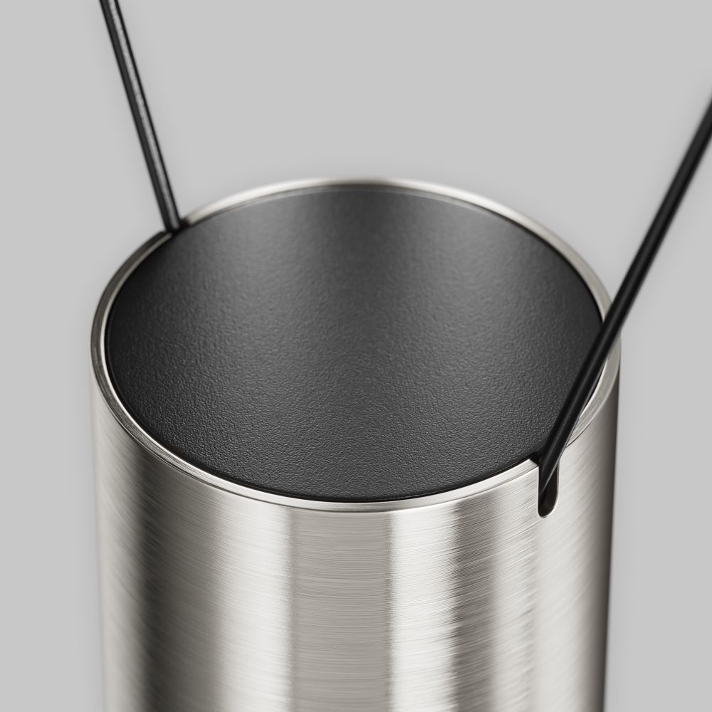 Трековый однофазный магнитный светодиодный светильник Maytoni Flarity   TR157-1-12W3K-PT