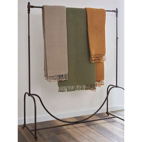 Плед из шерсти травянисто-зеленого цвета из коллекции essential, 130х180 см