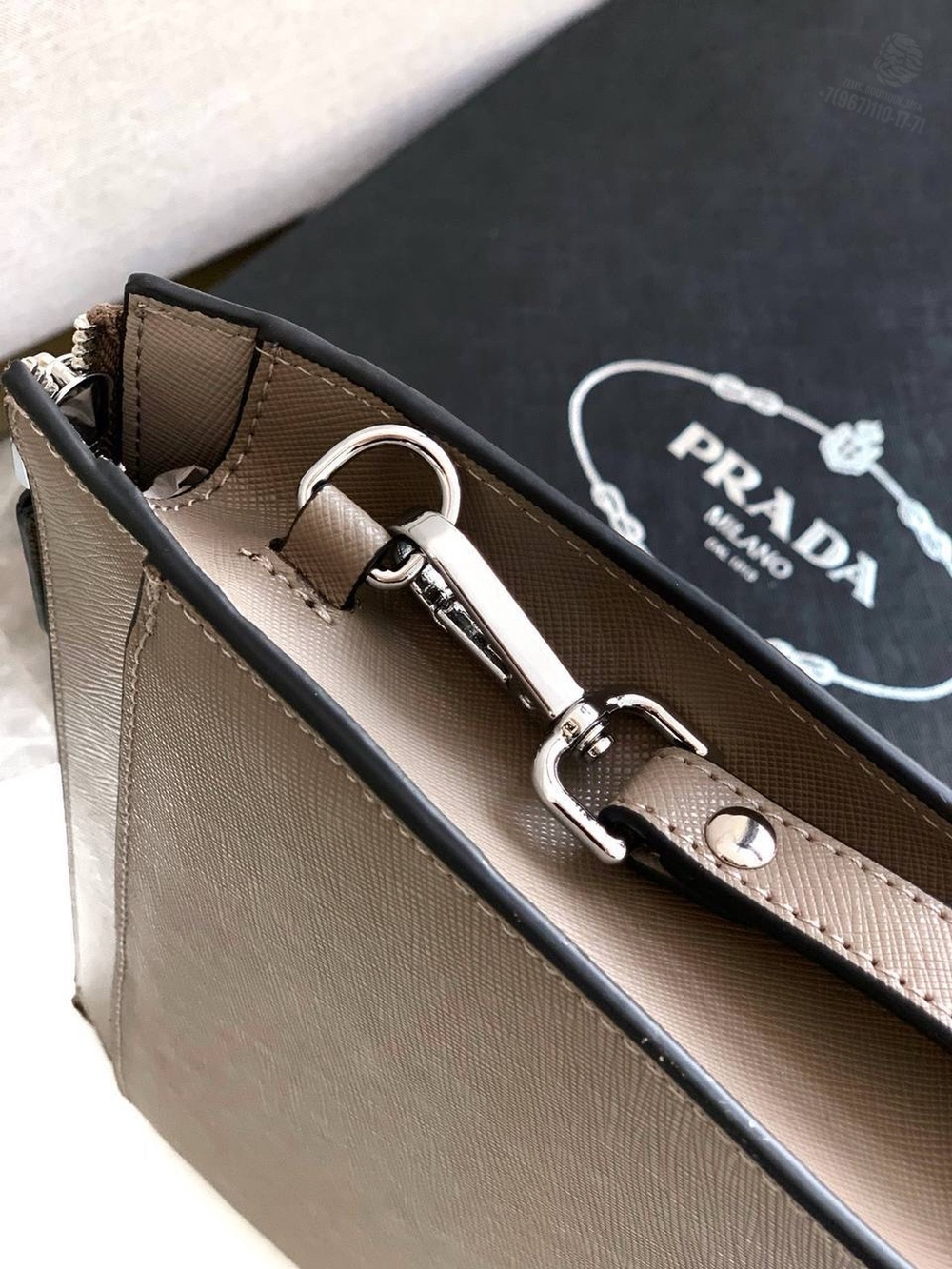 Клатч Prada