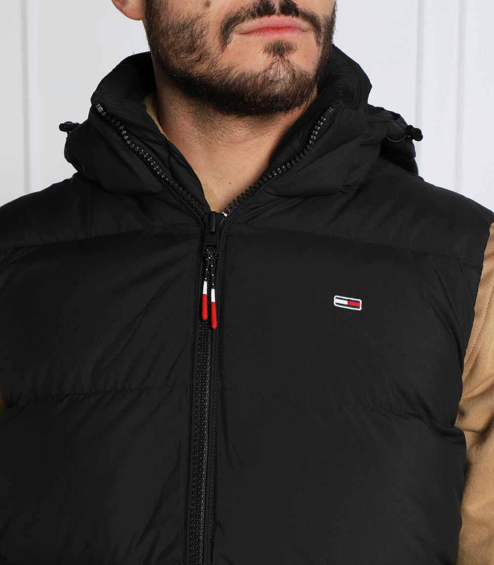 пуховая безрукавка essential Tommy Jeans - черный(DM0DM15449)