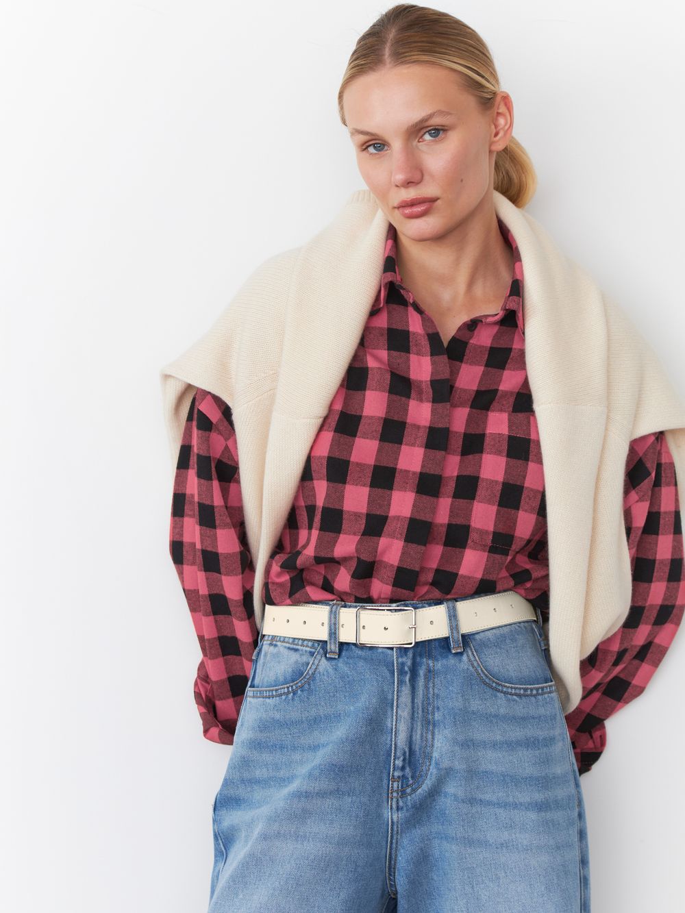 БАЗОВЫЙ РЕМЕНЬ С ПРЯМОУГОЛЬНОЙ ПРЯЖКОЙ MILK