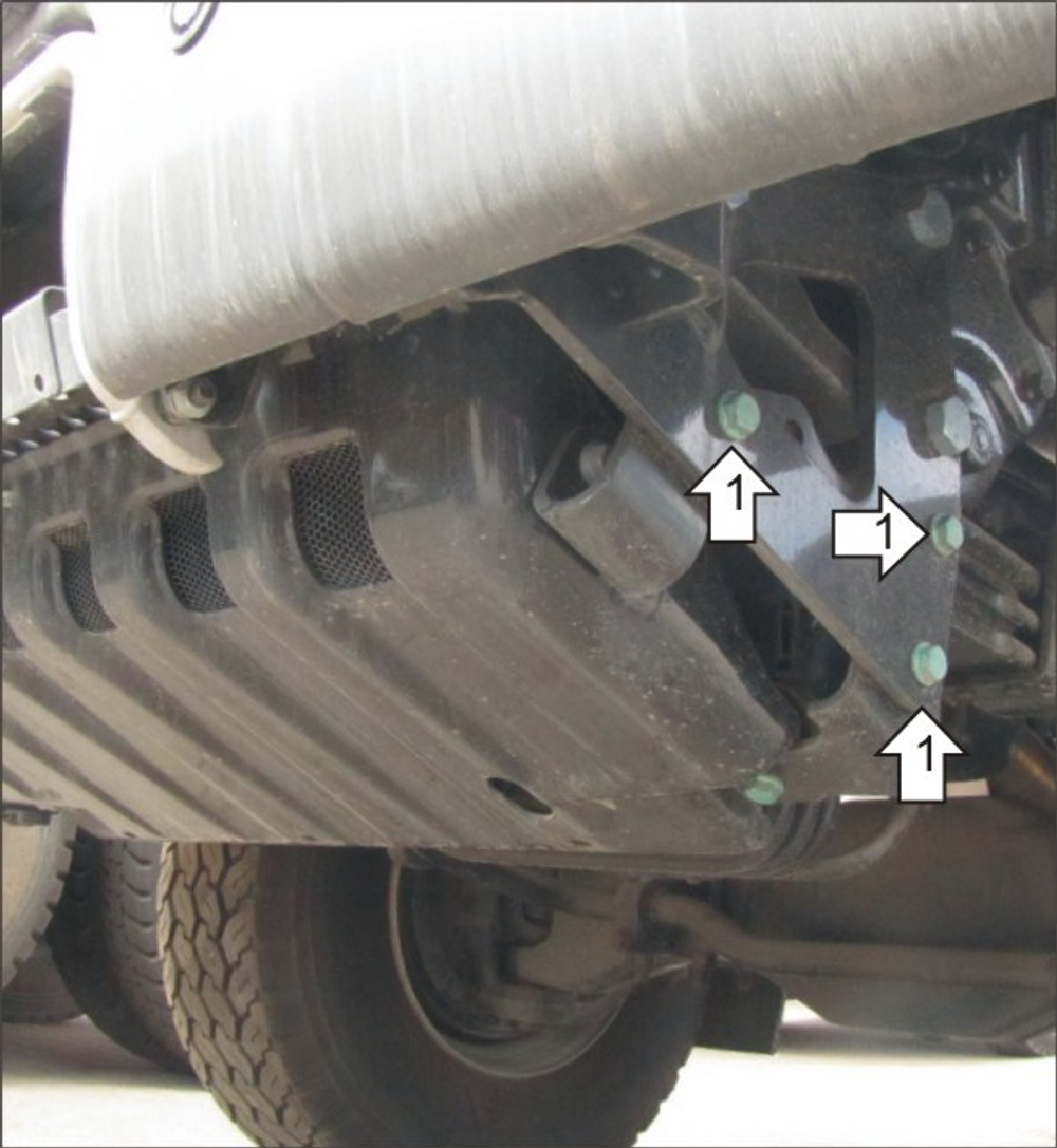 Усиленная защита Motodor радиатора, змеевика компрессора. 6 мм, сталь. для MAN TGS 2007-2021 арт.24817
