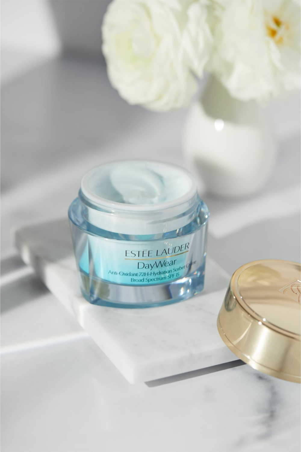 Estee Lauder DayWear Anti-Oxidant 72H-Hydration Sorbet Creme - легкий крем-гель для нормальной и комбинированной кожи /  SPF 15 15  ml  / GTIN 887167487604