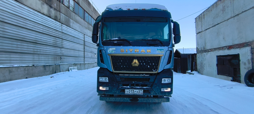 SITRAK C7H 6x4 Седельный тягач ZZ4256V364HE (Дизельный, 12,4 л, 540 л.с., МТ)