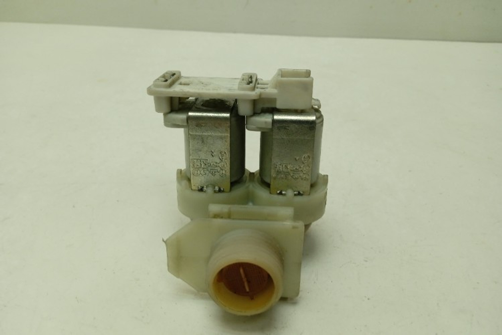 WFL1200 кт155 Клапан подачи воды для стиральной машины Bosch WFL1200 б/у