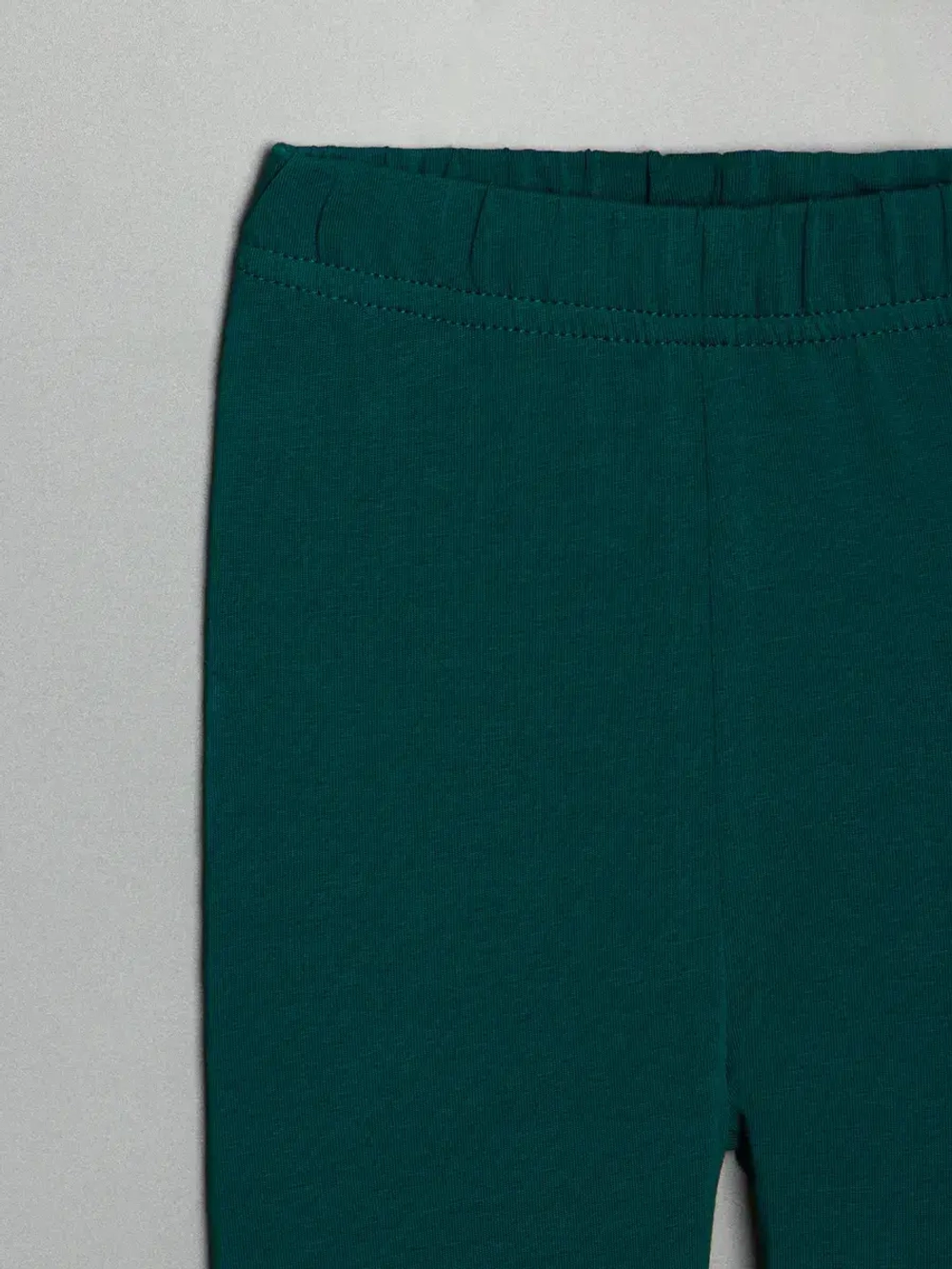 Костюм для девочки летний, футболка и легинсы