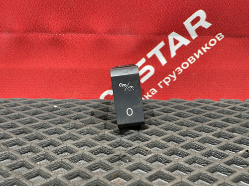 Кнопка переключения внутреннего освещения