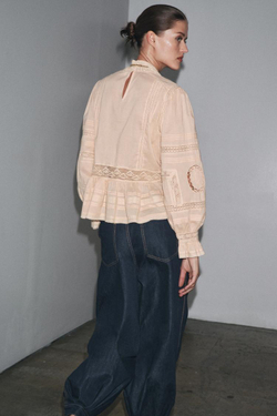 ZARA РОМАНТИЧНАЯ РУБАШКА С ВЫШИВКОЙ — ZW COLLECTION, ЦВЕТ РОЗОВОГО ДЕРЕВА