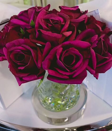 Букет красных роз в прозрачной вазе "ёлочка", Cote Noire