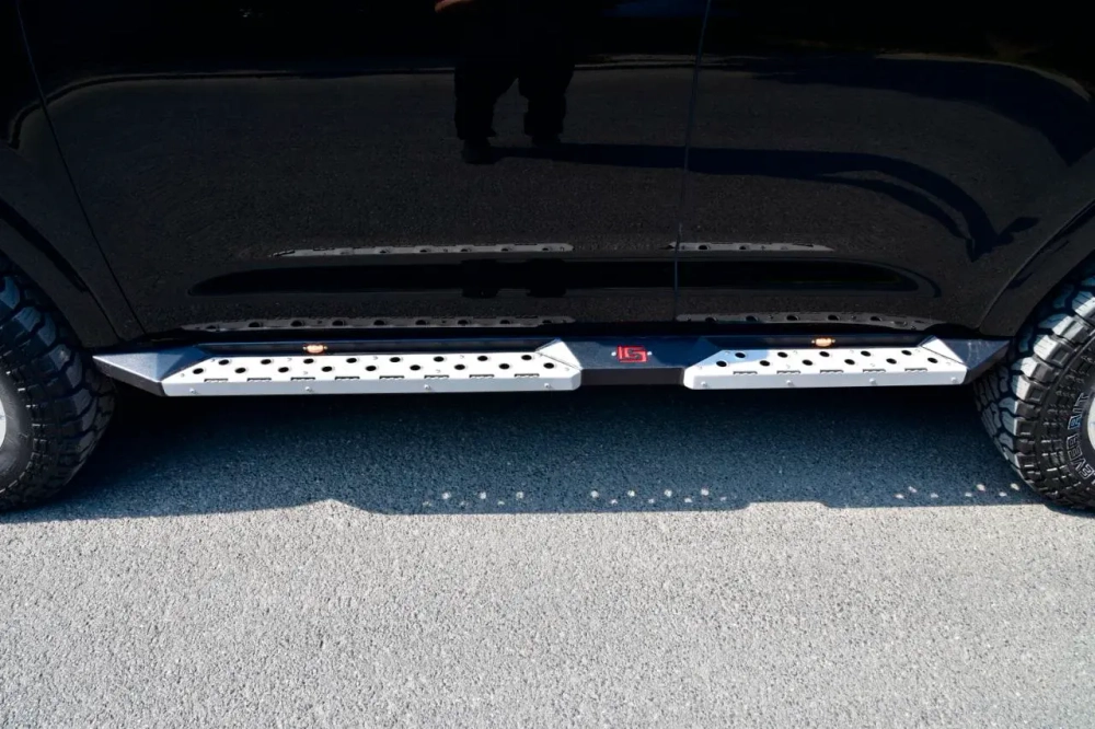 Пороги стальные фиксированные для Haval H9 2024 Хавал Хавейл Боковые пороги Подножки