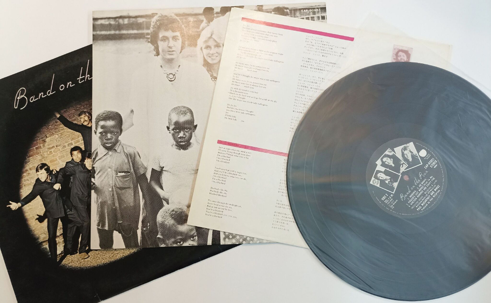 Винтажная виниловая пластинка LP Paul McCartney and Wings Band On The Run (Japan 1973) (No Obi)