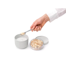 Brabantia - Миска Make &amp; Take светло-серая 500 мл / артикул   204203  / GTIN 8710755204203