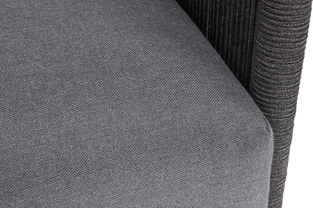 "Джелло" кресло плетеное из роупа, каркас алюминий темно-серый (RAL7024) муар, роуп темно-серый круглый, ткань темно-серая 027