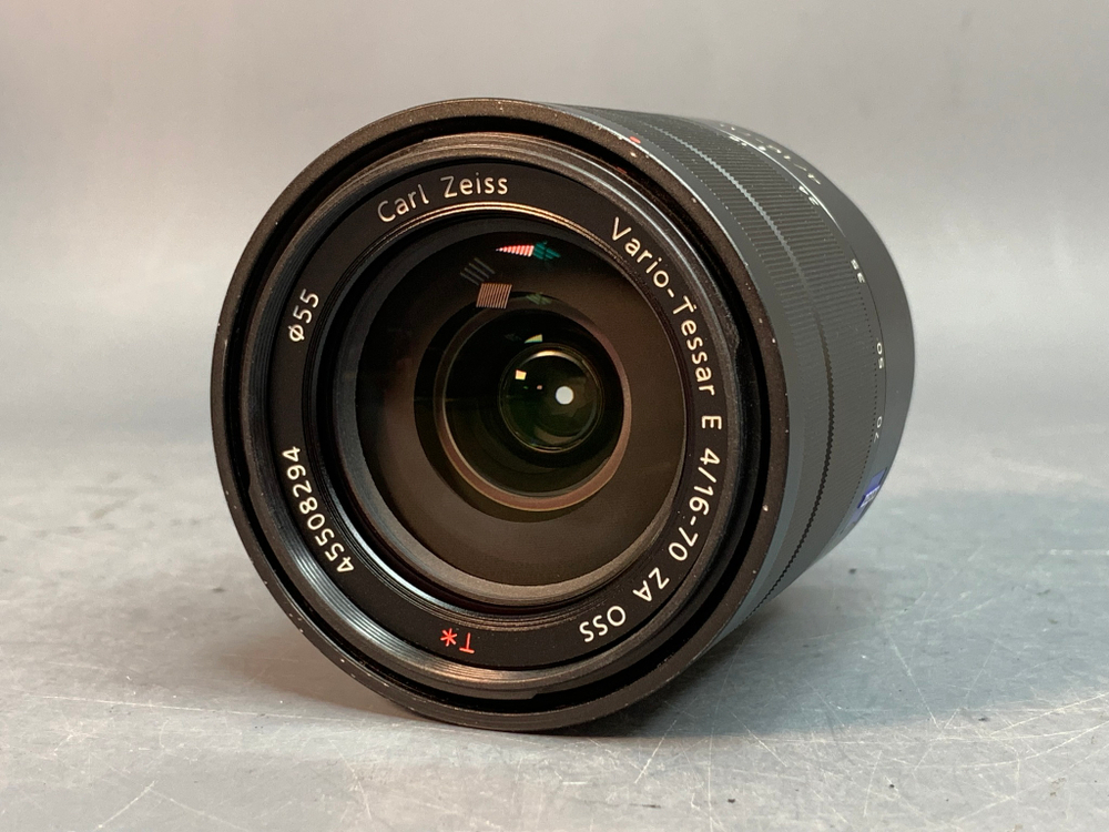 Sony 16-70mm 4 ZA OSS