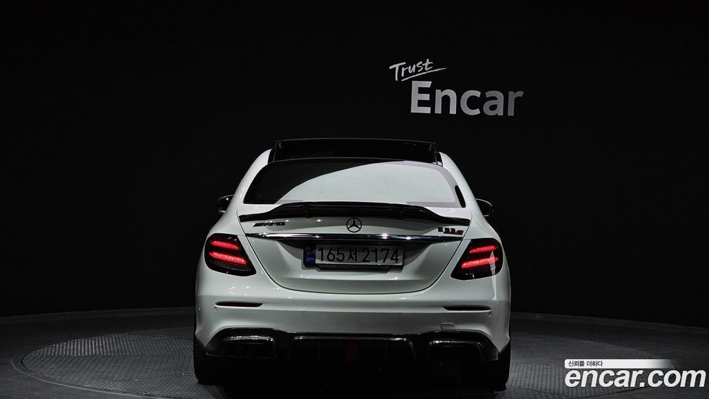 Mercedes-Benz E-Class W213 E350 4MATIC AMG Line (09.2019)