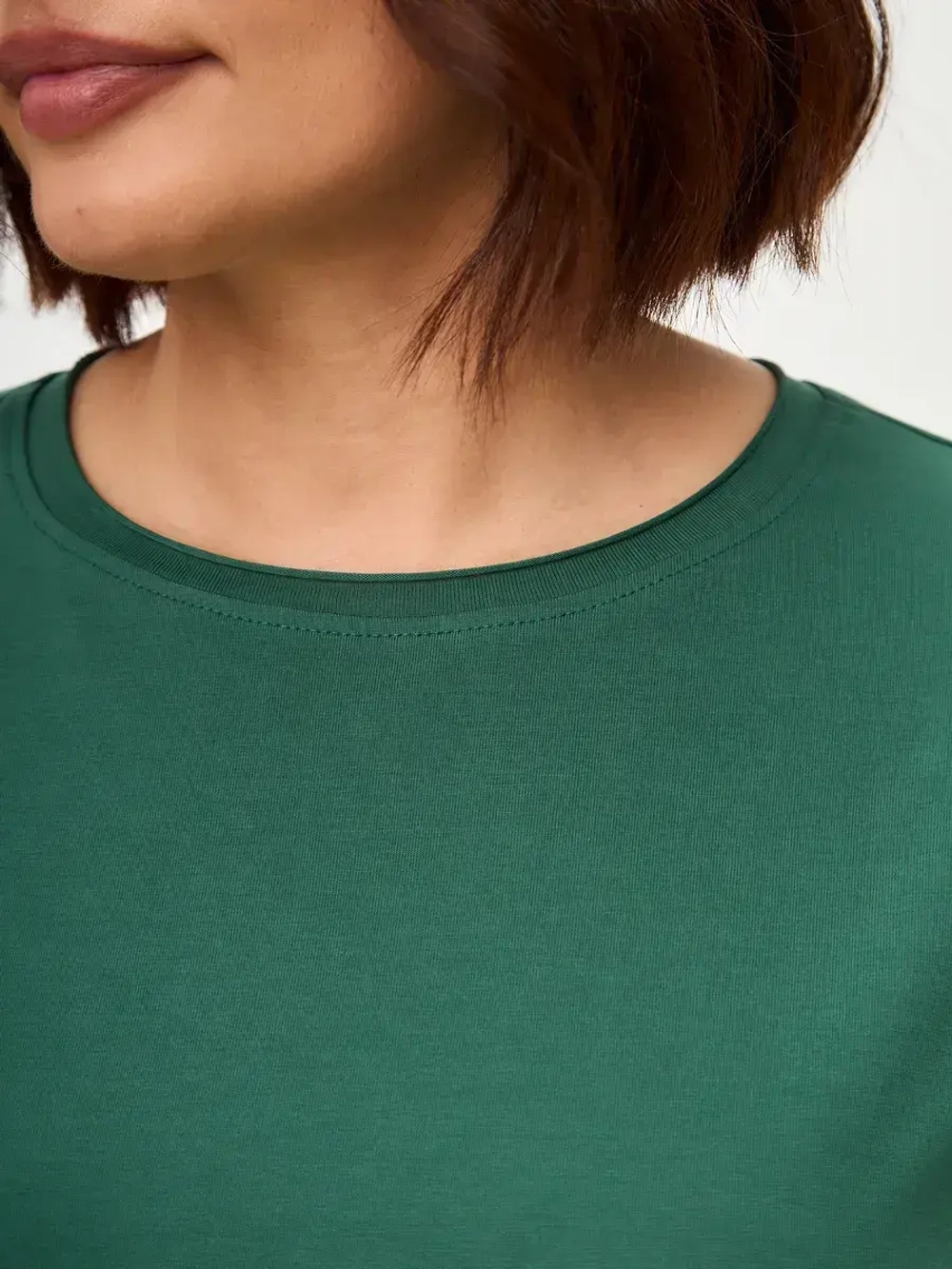 Футболка дизайнерская оверсайз фигурным низом изумруд
