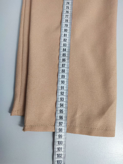 Брюки бежевые 46 размер